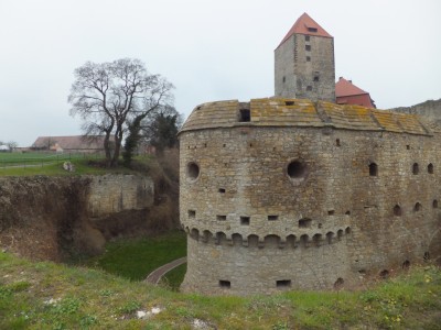 Burgen und Festungen